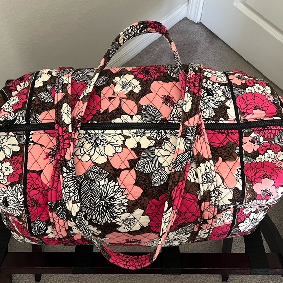 Vera Bradley Pink and Black Travel Bag with Quilted Floral Design - Picture 2 of 8